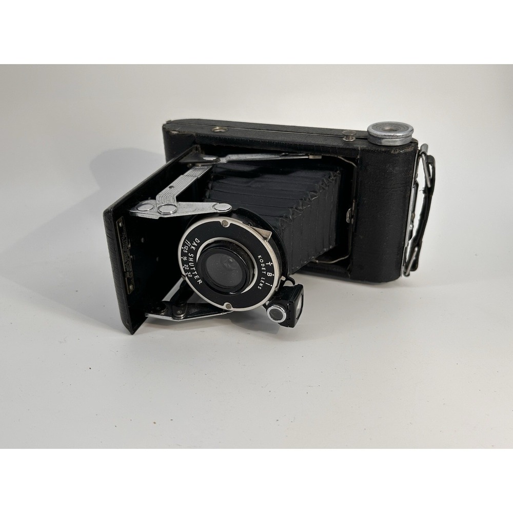 Vintage Kodak Jr Six-16 Series III‎ Folding Camera w Original Box